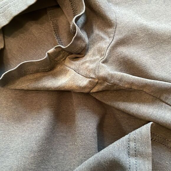 Alphalete t-shirt navy medium   - Picture 8 of 8